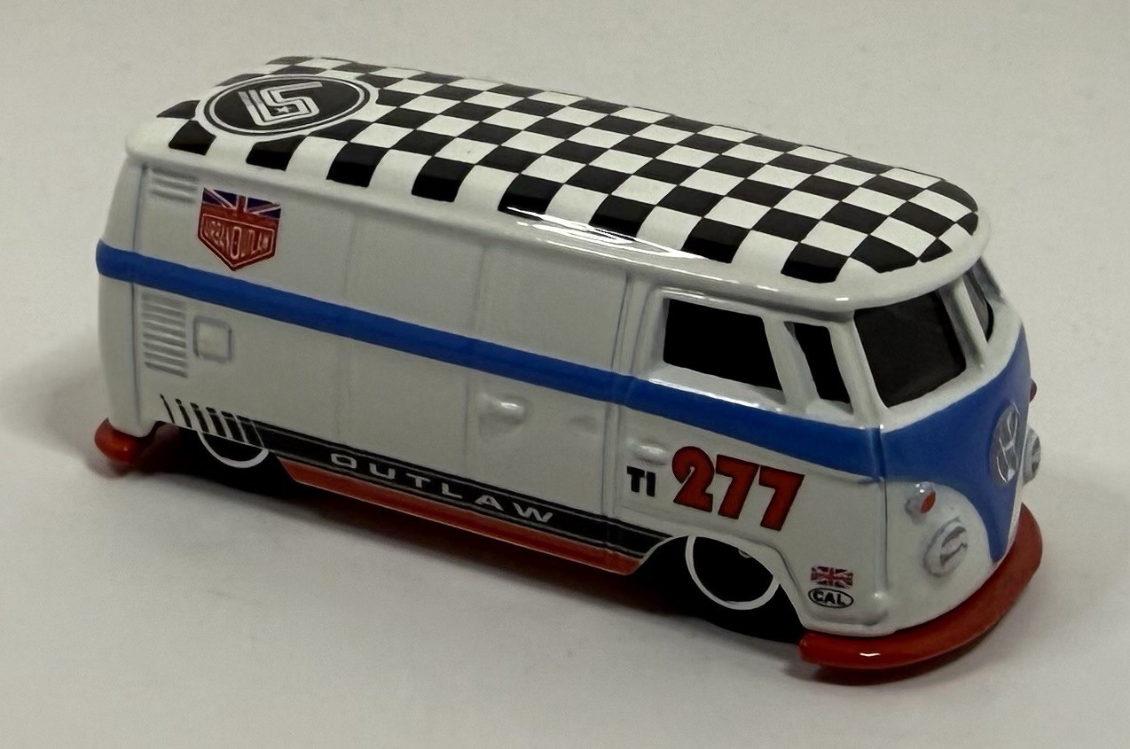 Hot Wheels Volkswagen T1 Panel Bus Outlaw 1:64 Diecast Real Riders Boulevard