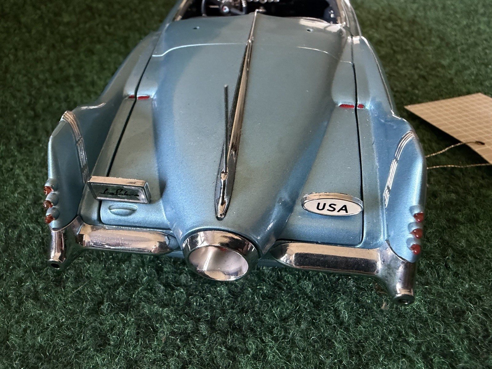 Franklin Mint 1:24 1951 Buick LeSabre Show Car Diecast Model