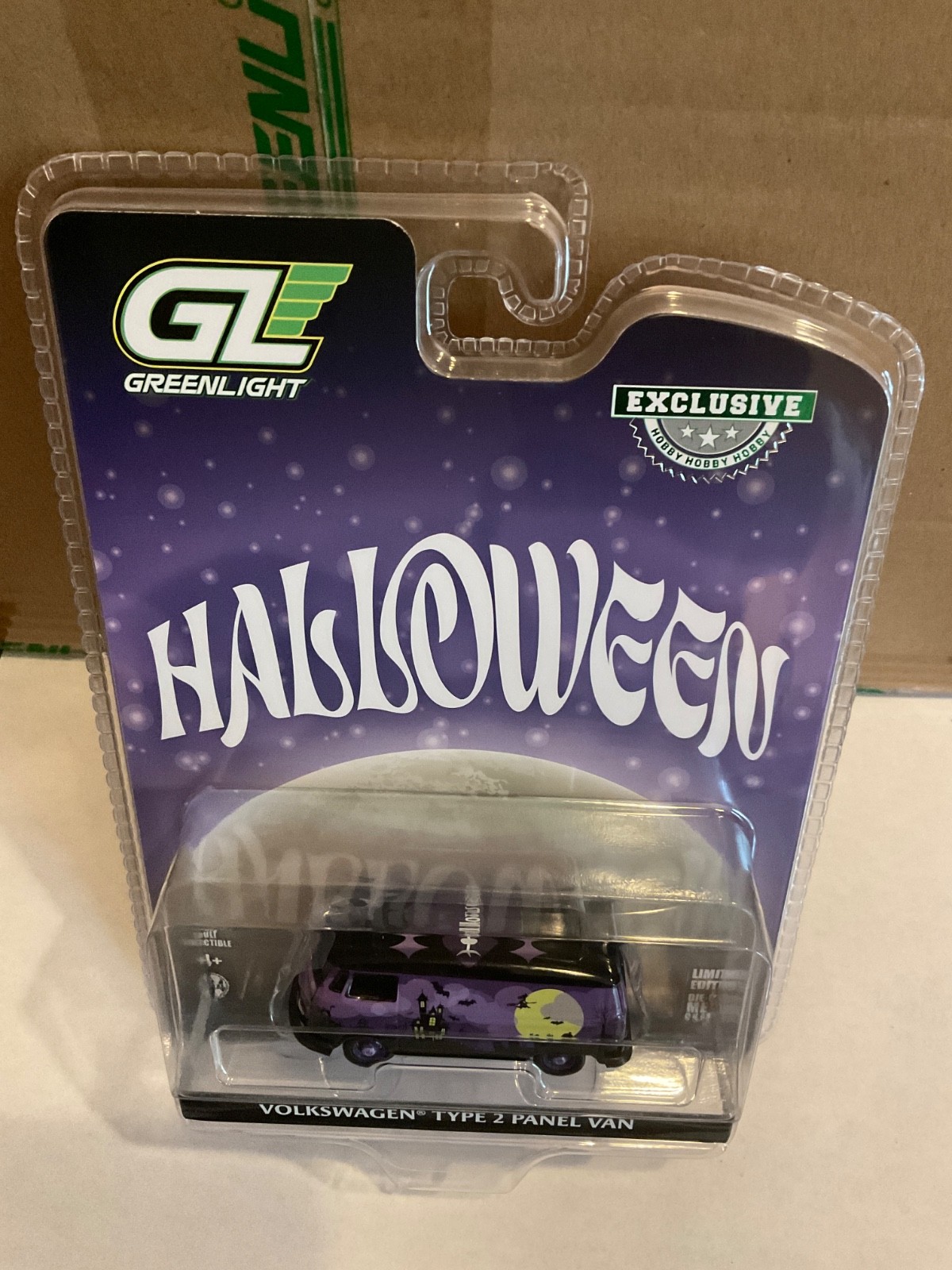 Greenlight Hobby Exclusive Volkswagen panel Van HALLOWEEN 2025