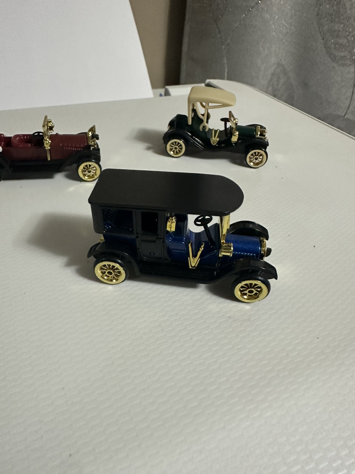 Vintage Reader’s Digest High Speed 1:64 Diecast Antique Replica Cars Set of 3